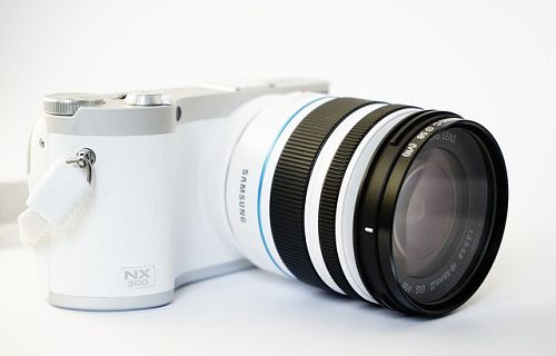 Samsung Compact System Camera