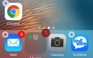 Move Folder to iPhone Dock